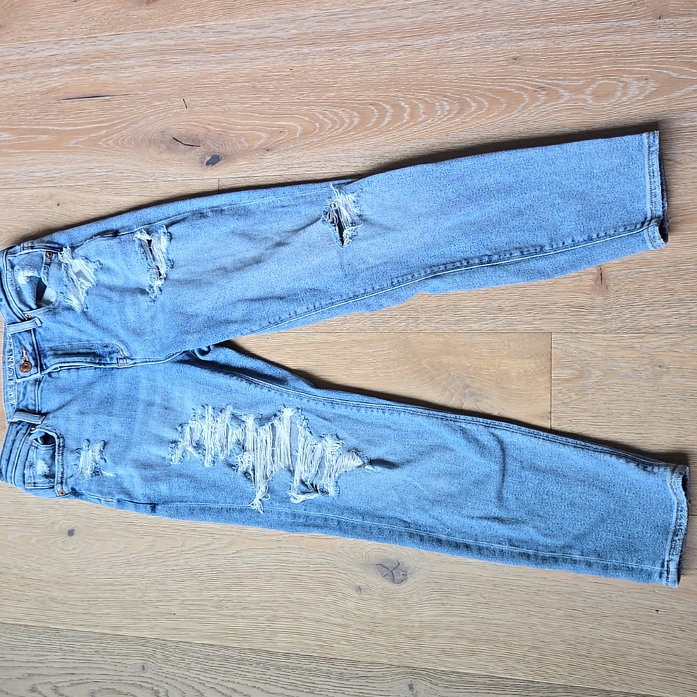American Eagle Women's 0 Short Distressed Denim Jeans Stretch